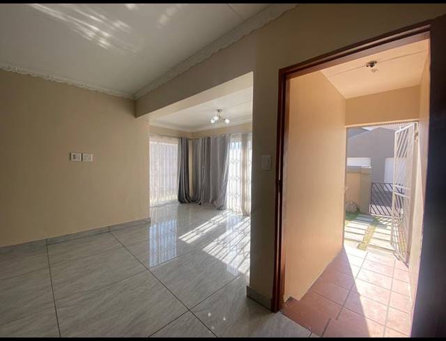 3 BEDROOM PROPERTY TO RENT IN VORNA VALLEY